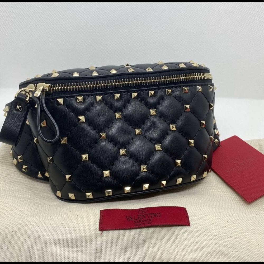 SOLD ⚡️ROCKSTUD SPIKE NAPPA LEATHER BELT BAG⚡️